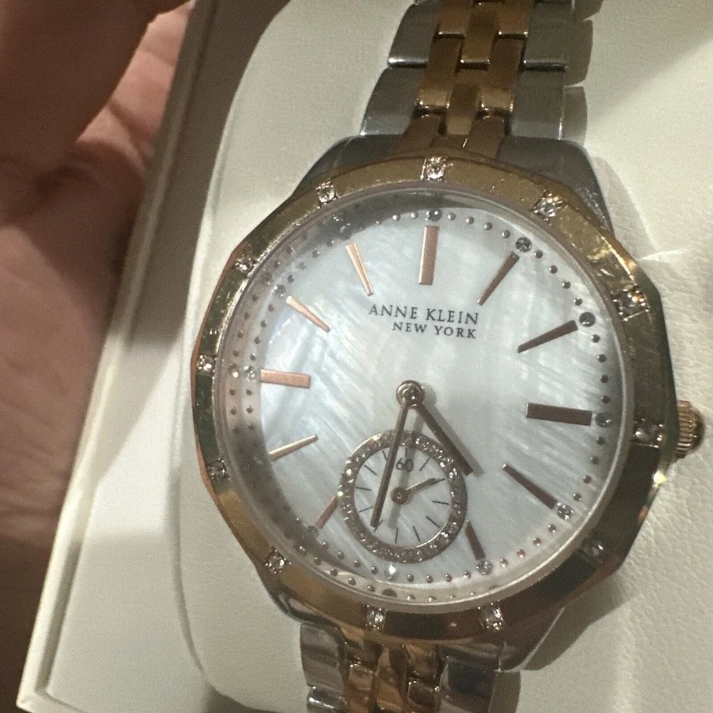 Anne Klein New York‎ Two-Tone Swarovski Crystal Ladies Watch Slighlty Used W Box